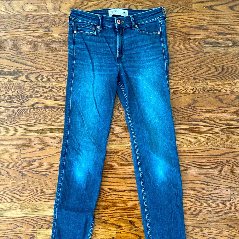 Abercrombie & Fitch Mid-rise Straight Jeans